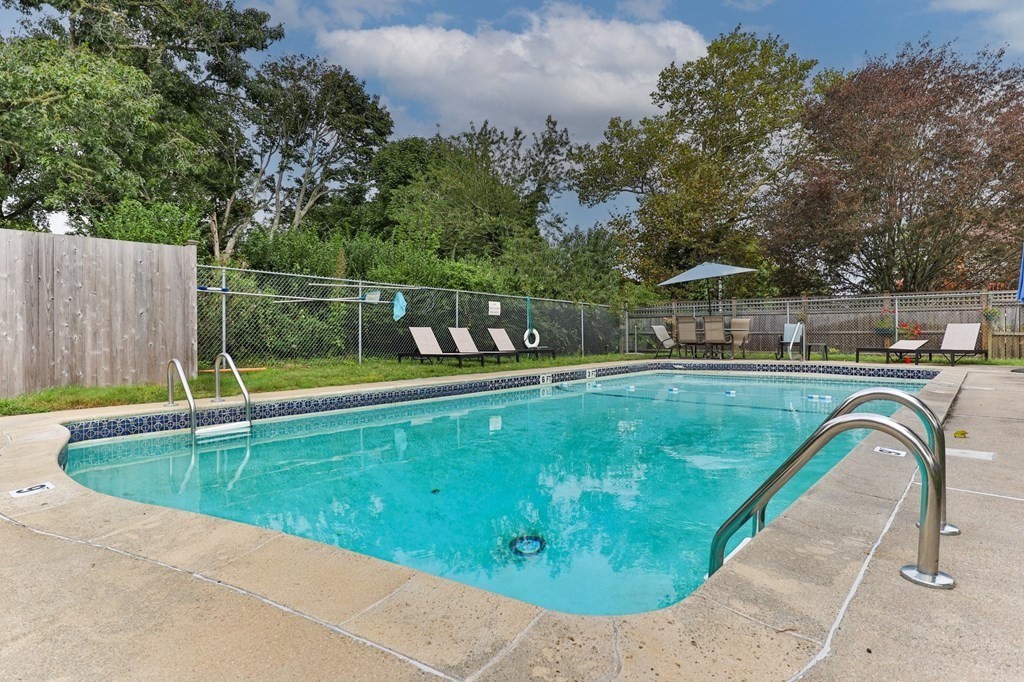 405 Lower County Road, Unit 7/14 Harwich Port, MA 02646 - Photo 18 of 23 Gallery Image 18