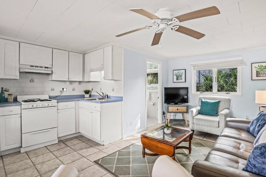 405 Lower County Road, Unit 7/14 Harwich Port, MA 02646 - Photo 5 of 23 Gallery Image 5