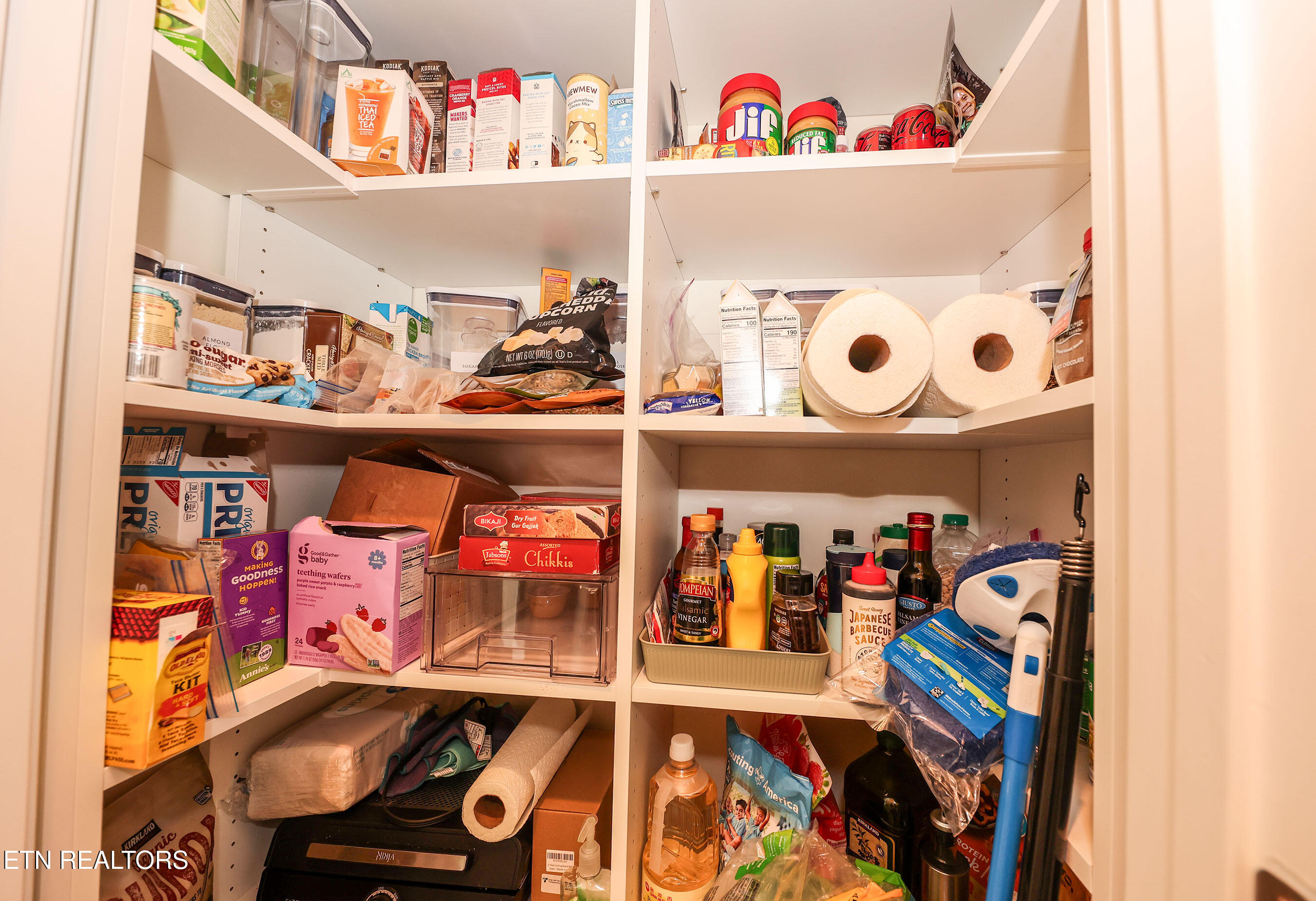 117 Crossroads Boulevard Oak Ridge, TN 37830 - Photo 11 of 14 c31