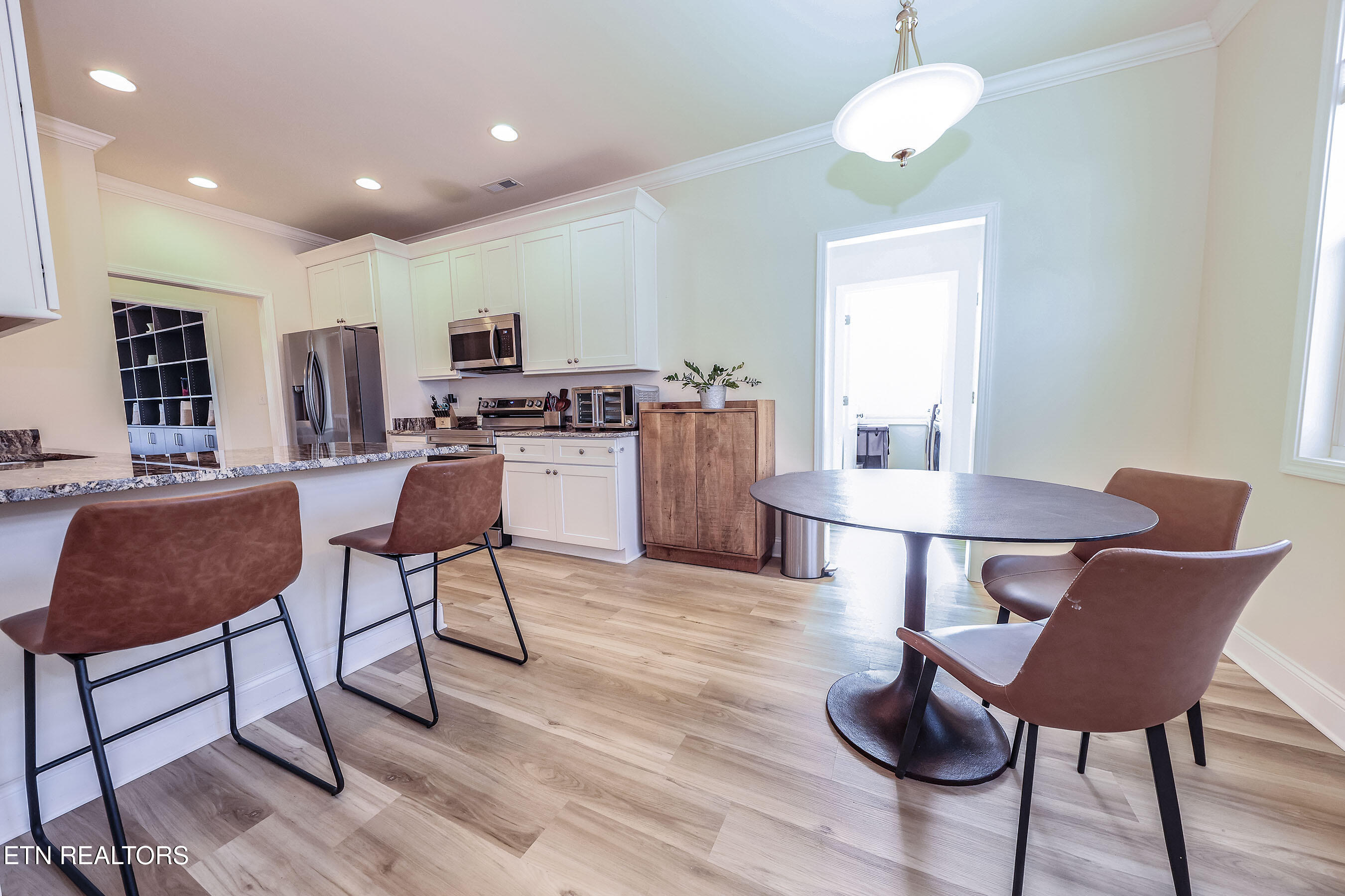 117 Crossroads Boulevard Oak Ridge, TN 37830 - Photo 13 of 14 c36