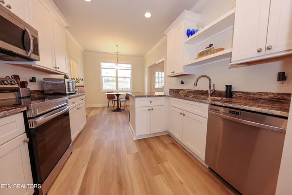 $649,000 | 117 Crossroads Boulevard, Oak Ridge, TN 37830