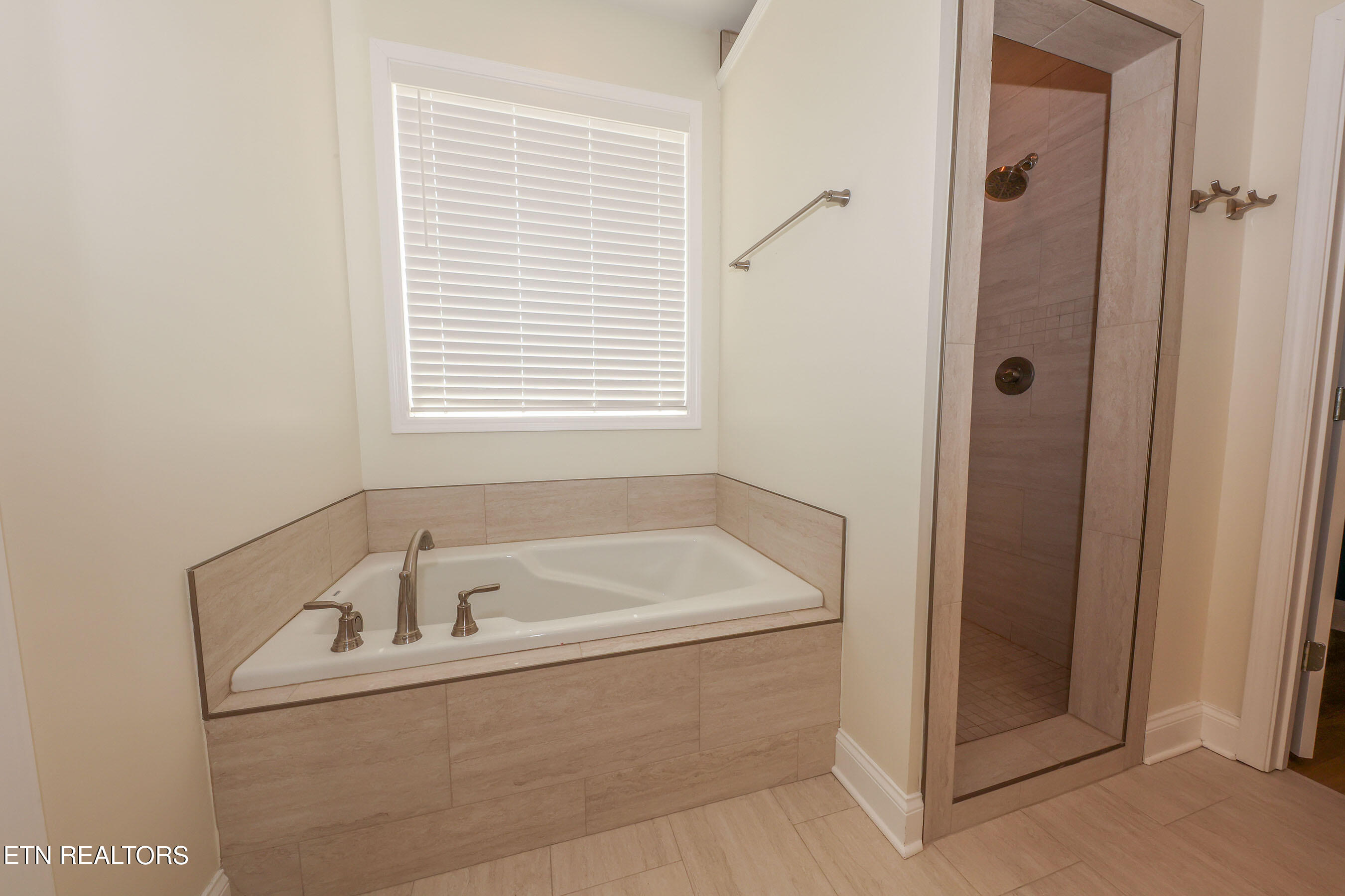 117 Crossroads Boulevard Oak Ridge, TN 37830 - Photo 27 of 52 c56