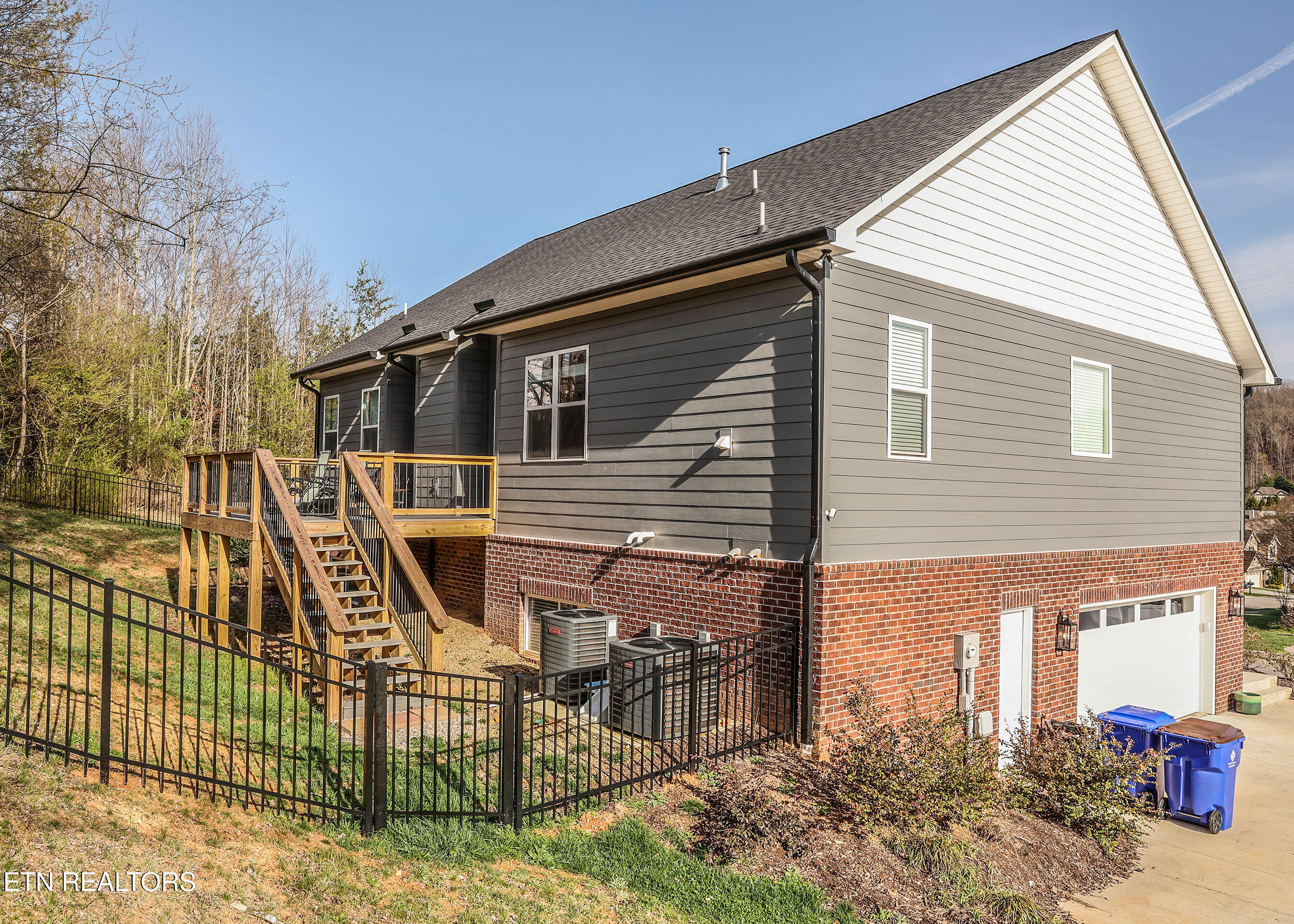 117 Crossroads Boulevard Oak Ridge, TN 37830 - Photo 4 of 14 c8