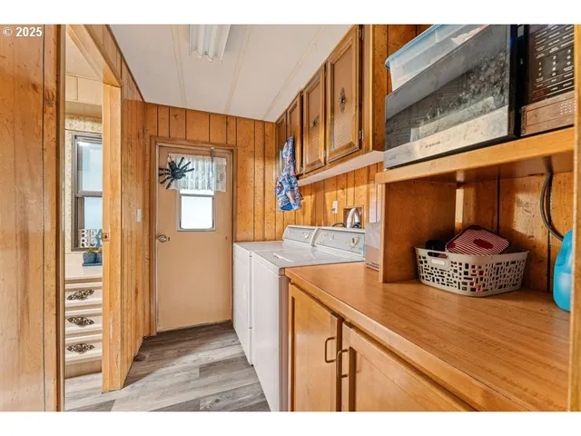 $385,000 | 400 Holmstead Road, Williams, OR 97544