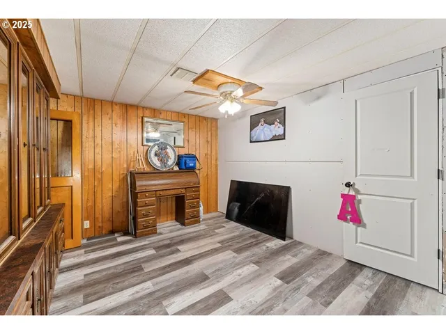 $385,000 | 400 Holmstead Road, Williams, OR 97544