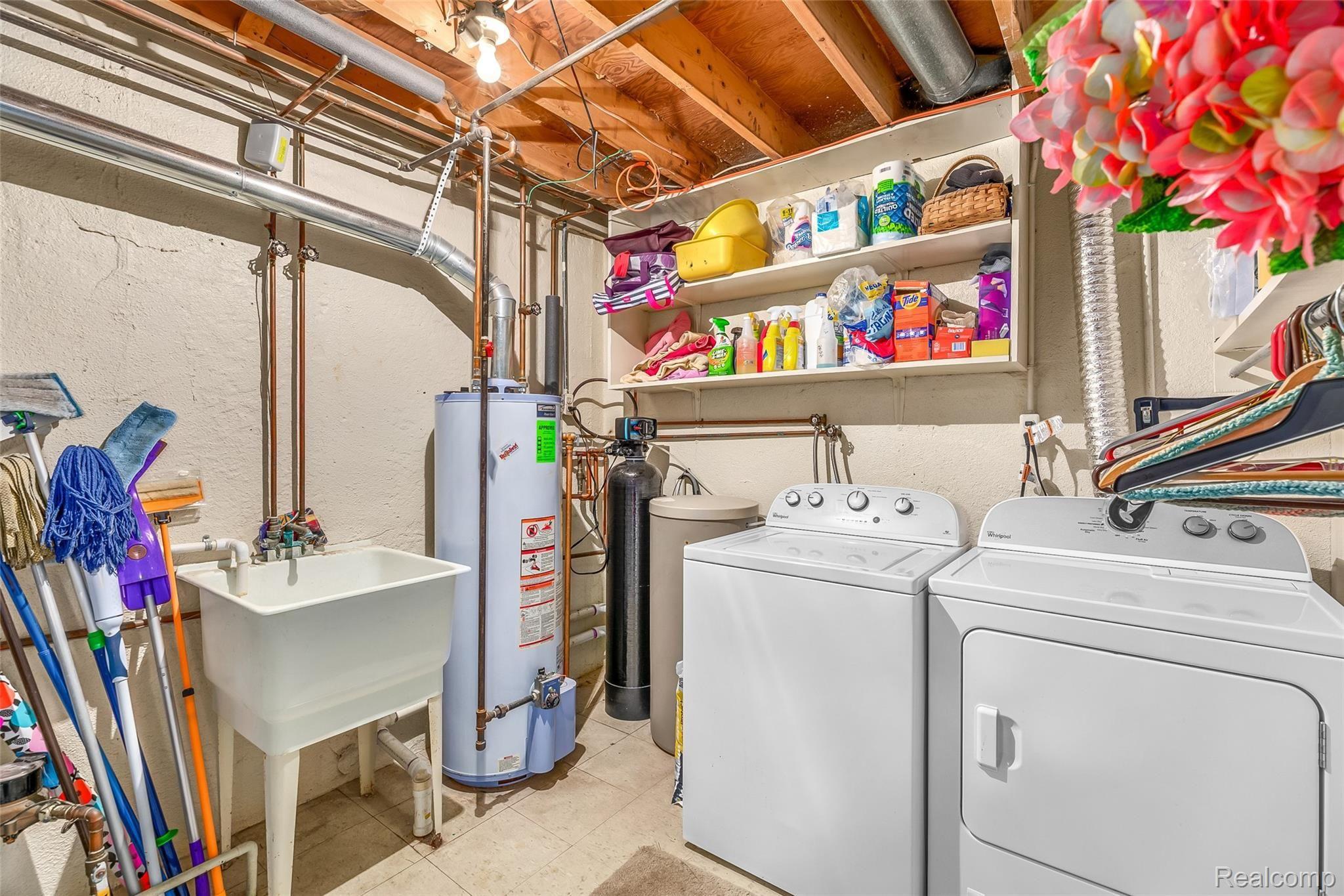 6691 Andersonville Road, Unit 30 Clarkston, MI 48346 - Photo 29 of 30 29.Laundry