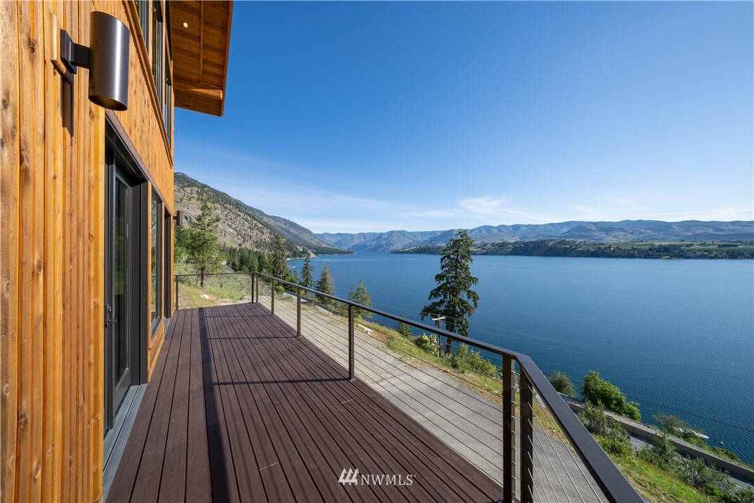8541 South Lakeshore Road Chelan, WA 98816 - Photo 12 of 22 Gallery Image 12
