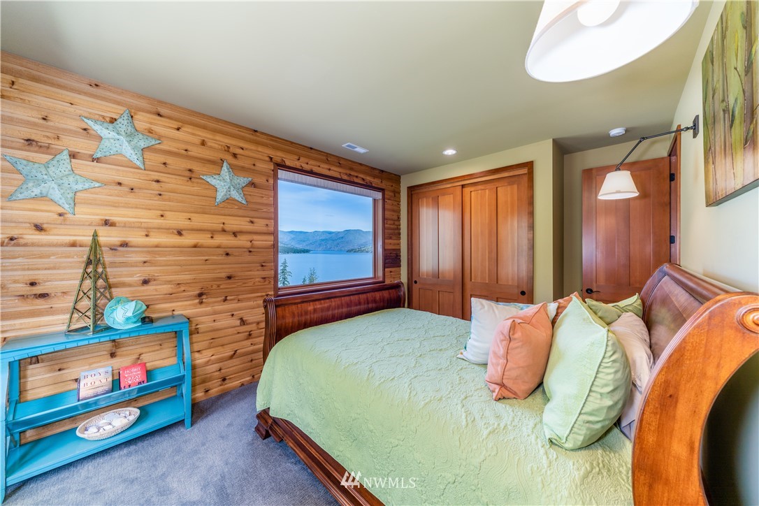 8541 South Lakeshore Road Chelan, WA 98816 - Photo 16 of 22 Gallery Image 16
