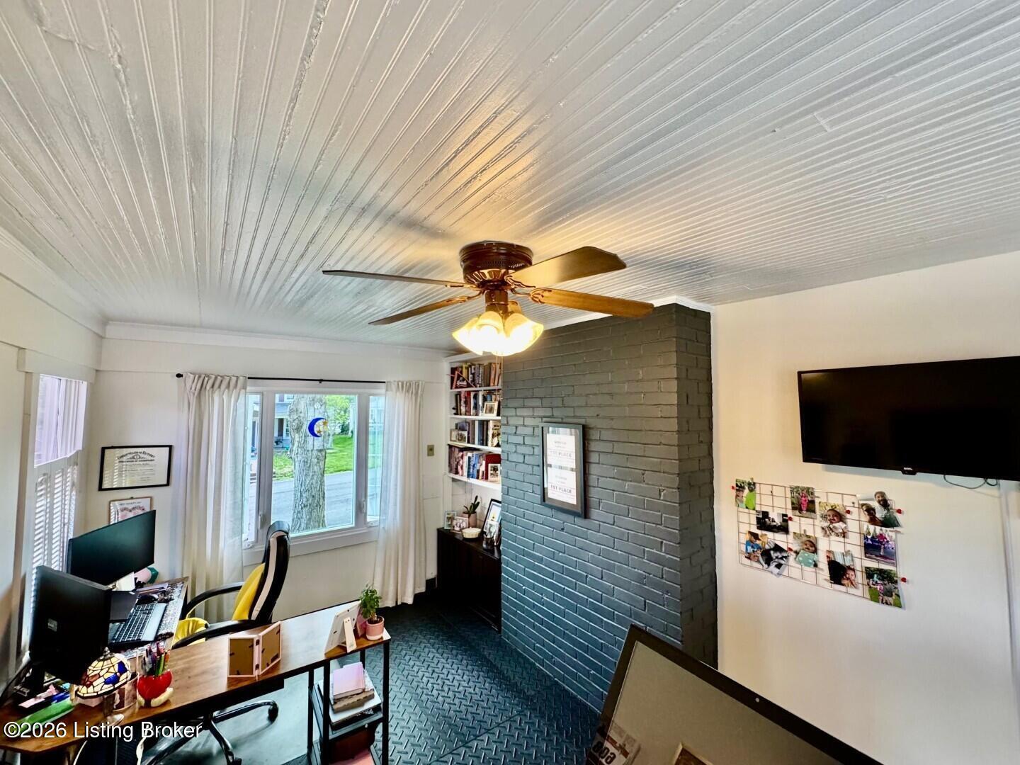 209 East Virginia Avenue Springfield, KY 40069 - Photo 17 of 41 017_Office