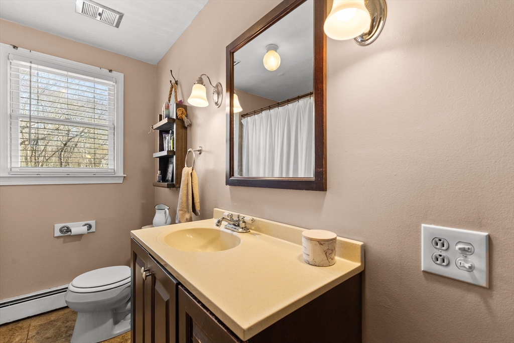 710 Sharps Lot Road Swansea, MA 02777 - Photo 15 of 37 Gallery Image 15