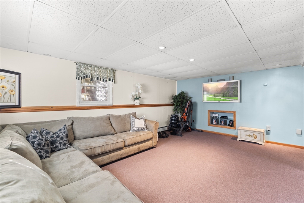 710 Sharps Lot Road Swansea, MA 02777 - Photo 23 of 37 Gallery Image 23