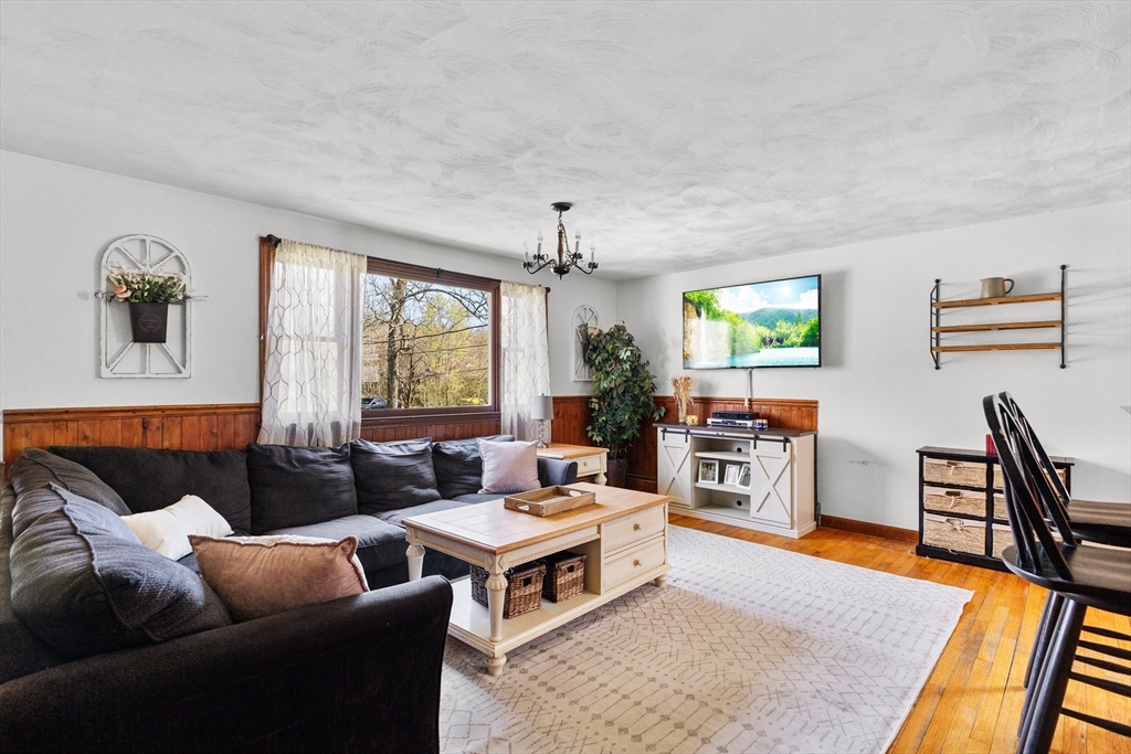 710 Sharps Lot Road Swansea, MA 02777 - Photo 8 of 37 Gallery Image 8