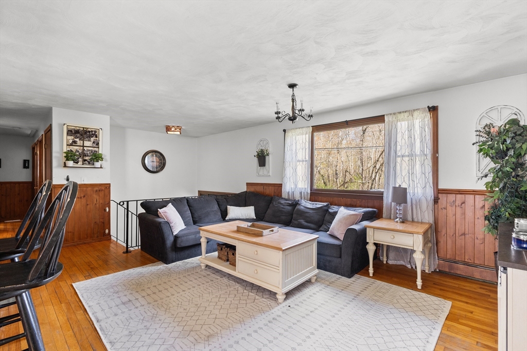 710 Sharps Lot Road Swansea, MA 02777 - Photo 9 of 37 Gallery Image 9
