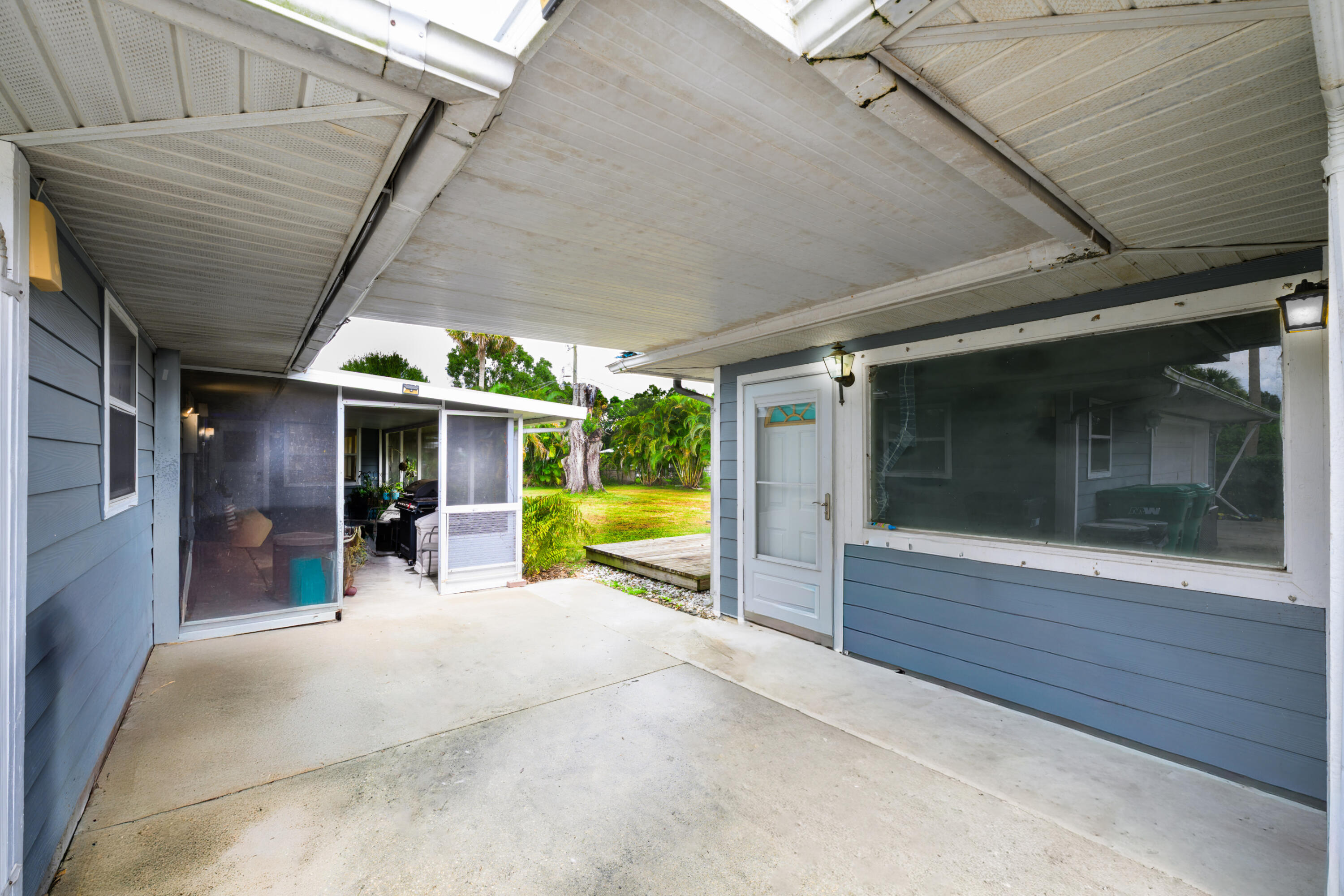 588 Ellerbee Road Okeechobee, FL 34972 - Photo 38 of 41 DSC_9910-Edit