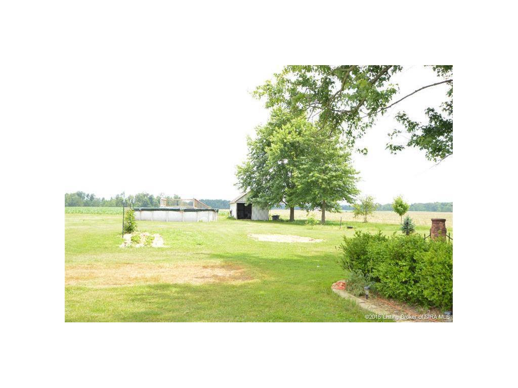 2270 New Middletown Road Southeast Corydon, IN 47112 - Photo 11 of 55 Gallery Image 11