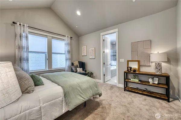 $779,950 | 1053 11th Tee Drive, Unit 32, Fircrest, WA 98466