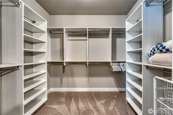 $779,950 | 1053 11th Tee Drive, Unit 32, Fircrest, WA 98466