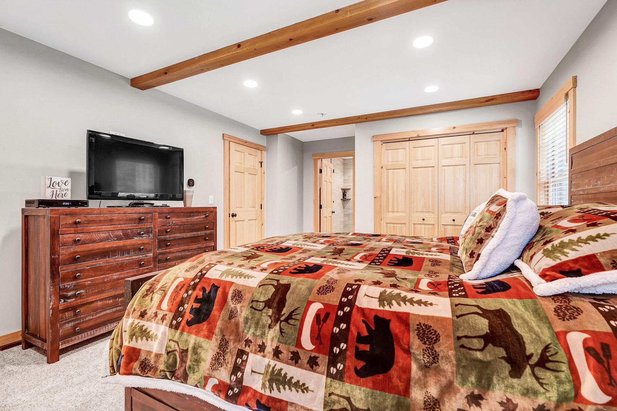 142 Douglass Road Newry, ME 04261 - Photo 29 of 50 142Douglas-38