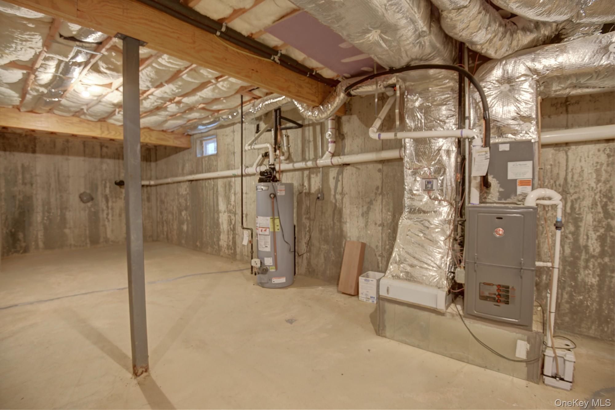 2 Spruce Place Bohemia, NY 11716 - Photo 26 of 34 a view of an empty room