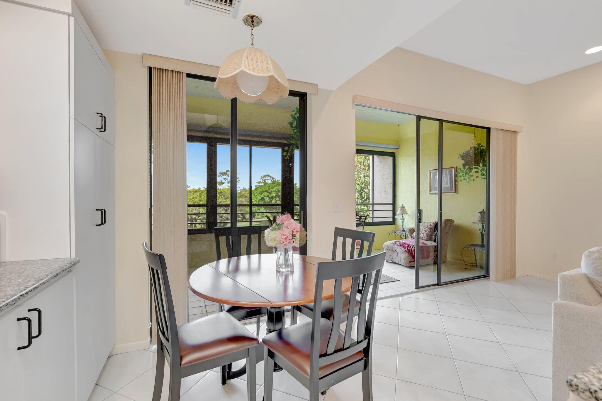 7472 La Paz Boulevard, Unit 302 Boca Raton, FL 33433 - Photo 13 of 36 Breakfast area