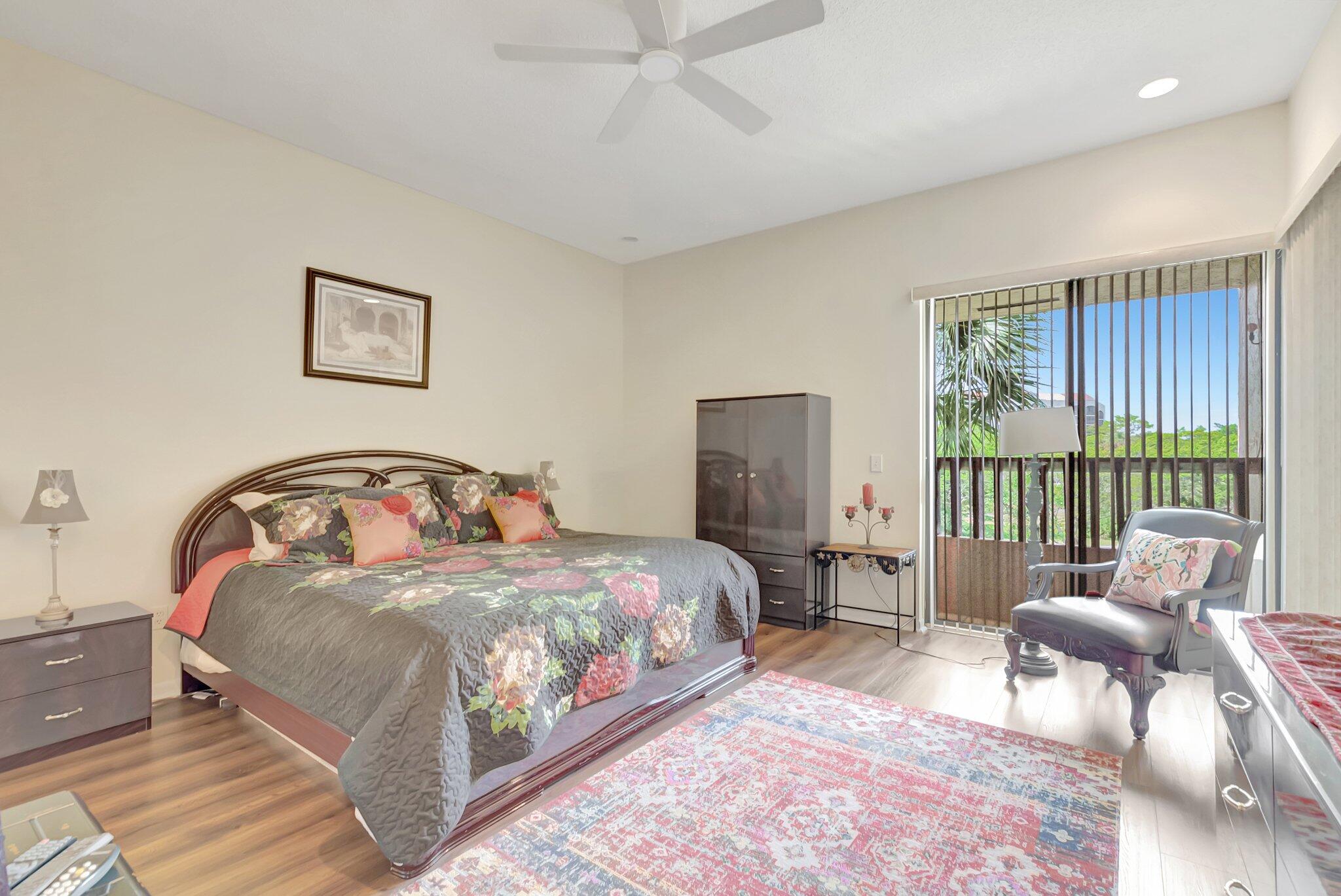 7472 La Paz Boulevard, Unit 302 Boca Raton, FL 33433 - Photo 19 of 36 Master