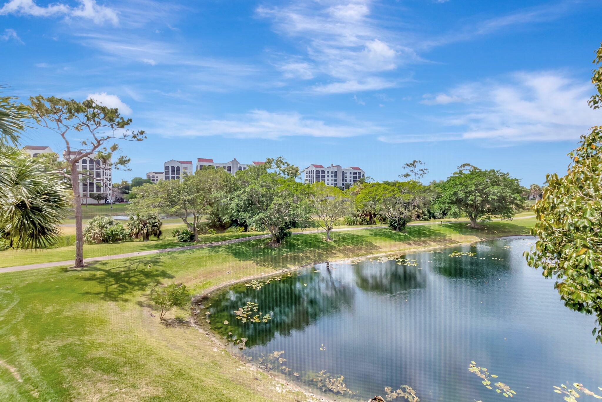 7472 La Paz Boulevard, Unit 302 Boca Raton, FL 33433 - Photo 32 of 36 View from patio