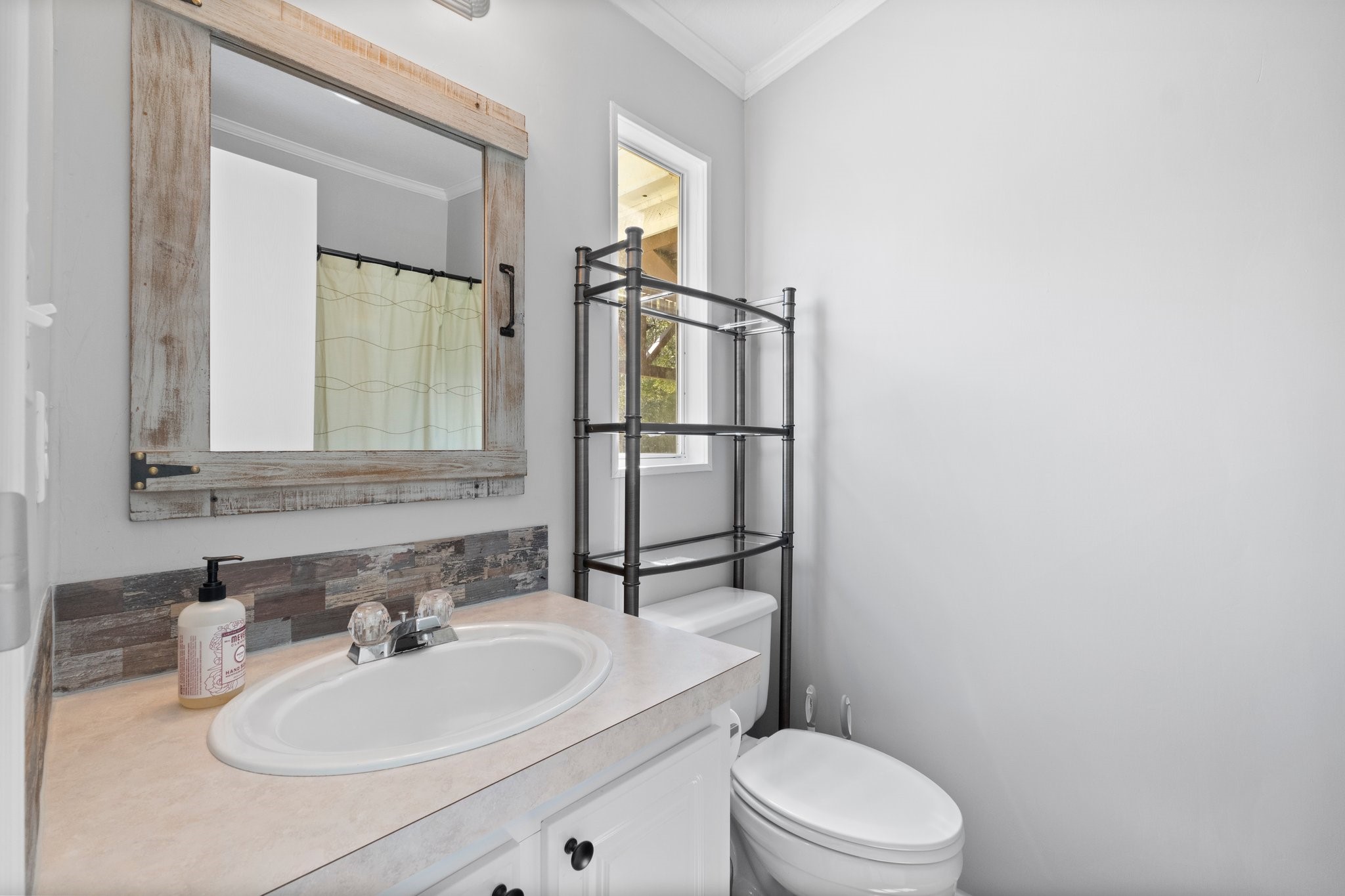 7105 Mt Zion Road New Waverly, TX 77358 - Photo 31 of 42 Ensuite FULL bath