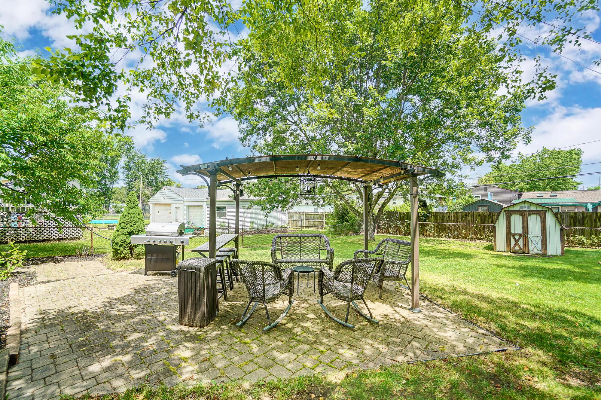 3394 Hoover Road Grove City, OH 43123 - Photo 24 of 28 Patio
