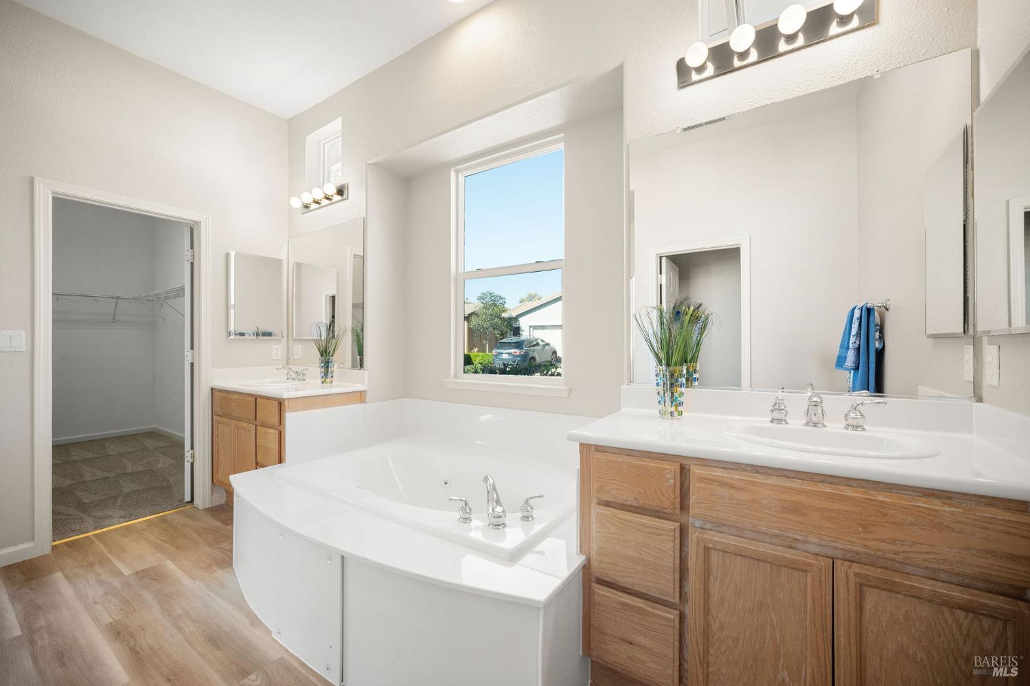 377 Shadow Creek Drive Rio Vista, CA 94571 - Photo 23 of 77 primary bathroom