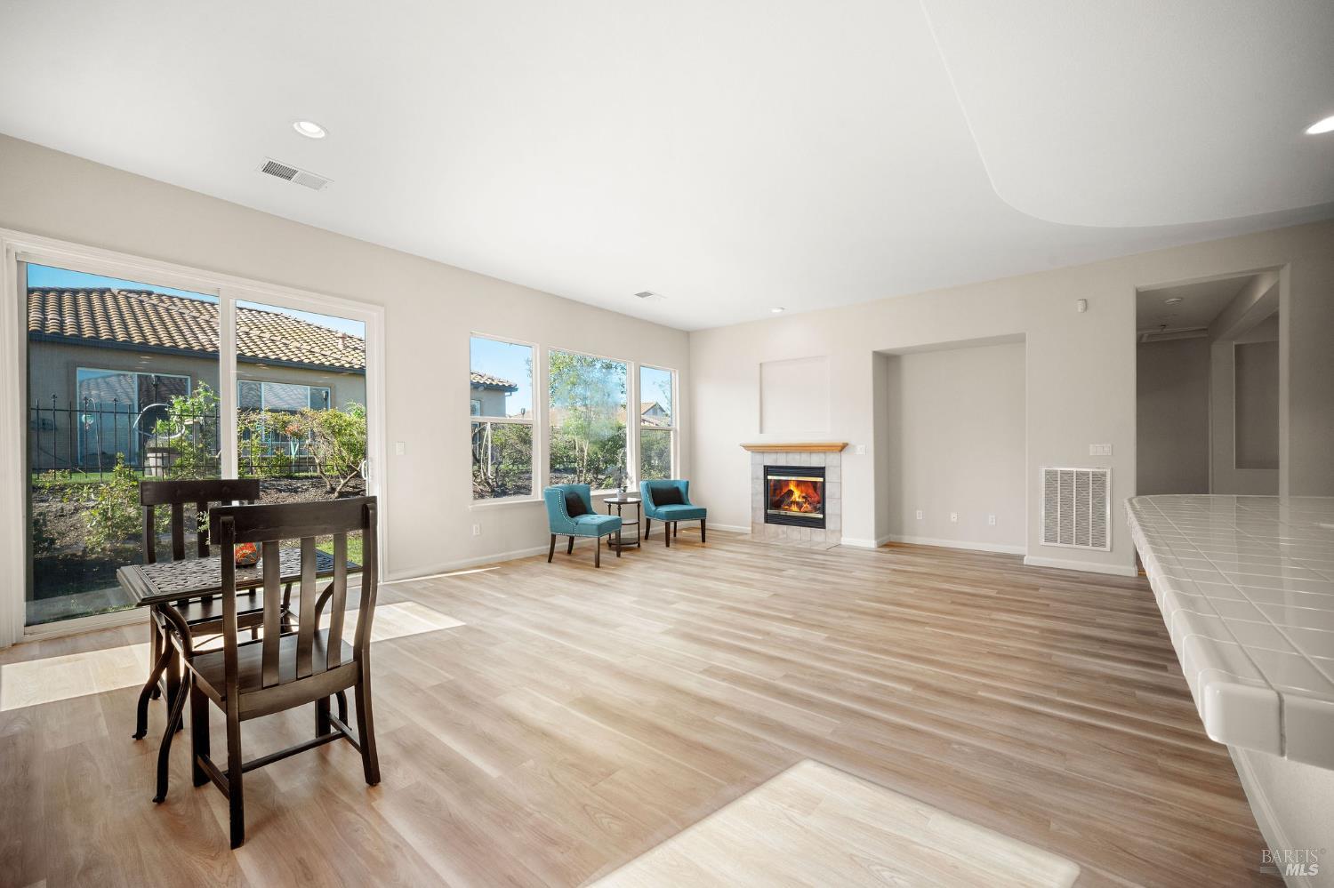 377 Shadow Creek Drive Rio Vista, CA 94571 - Photo 9 of 77 dining area and great room