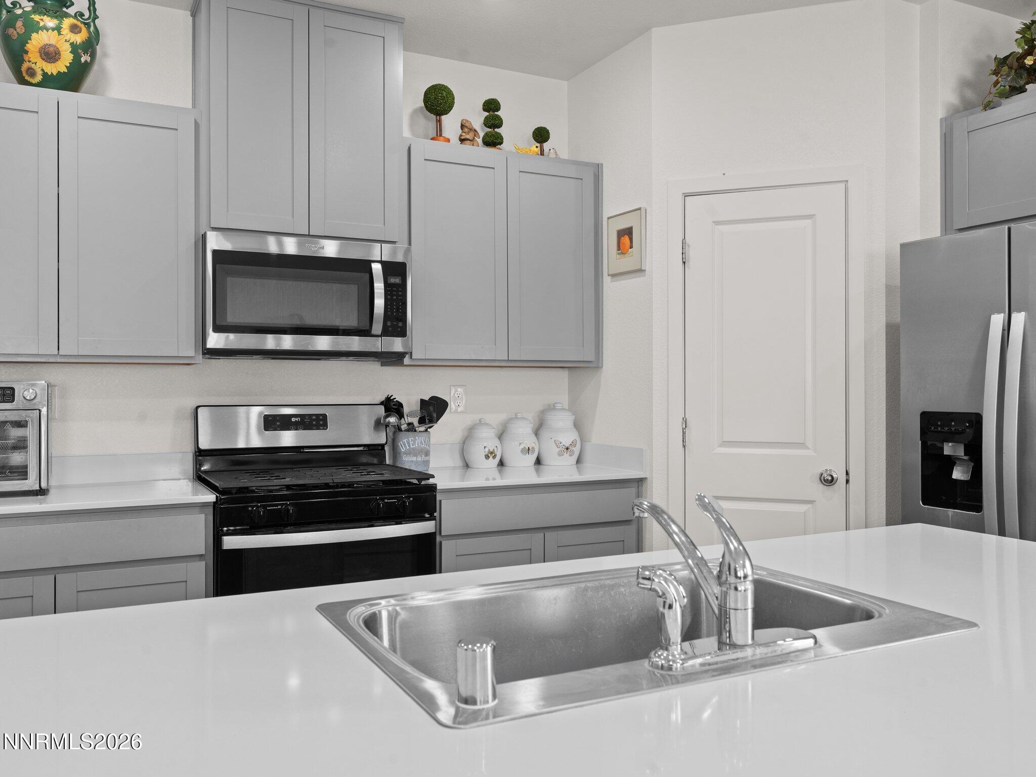 305 Mountain Spring Dayton, NV 89403 - Photo 9 of 39 305 Mountain Spg Ct-110