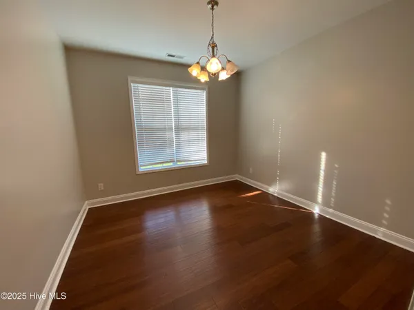 $1,950 | 105 Moonstone Court, Jacksonville, NC 28546