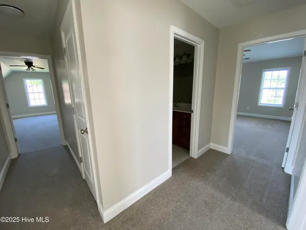 $1,950 | 105 Moonstone Court, Jacksonville, NC 28546
