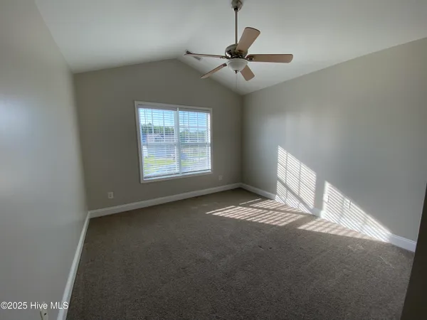 $1,950 | 105 Moonstone Court, Jacksonville, NC 28546