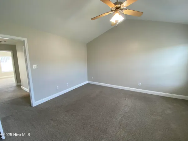 $1,950 | 105 Moonstone Court, Jacksonville, NC 28546