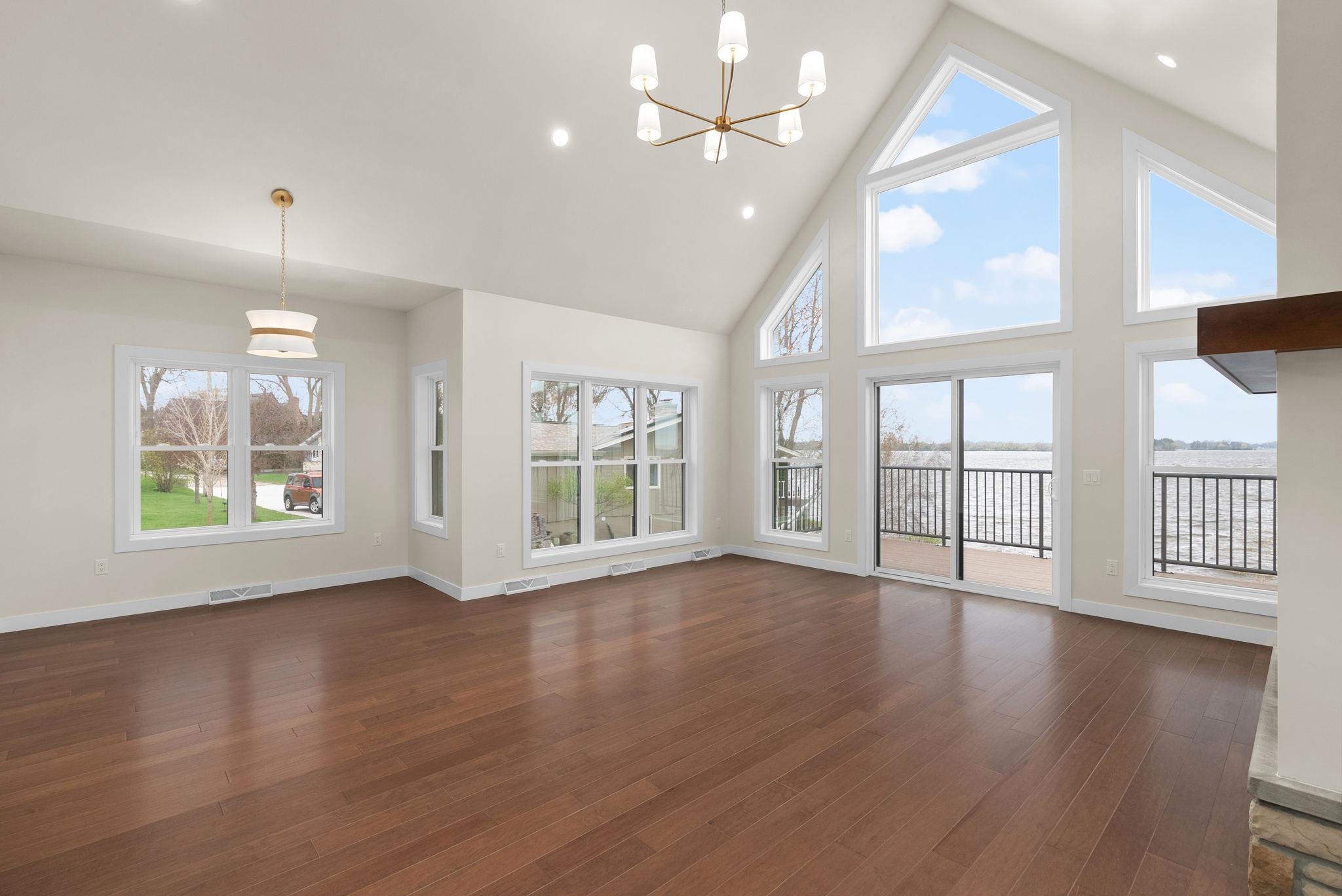 204 Lakeview Circle Beaver Dam, WI 53916 - Photo 13 of 40