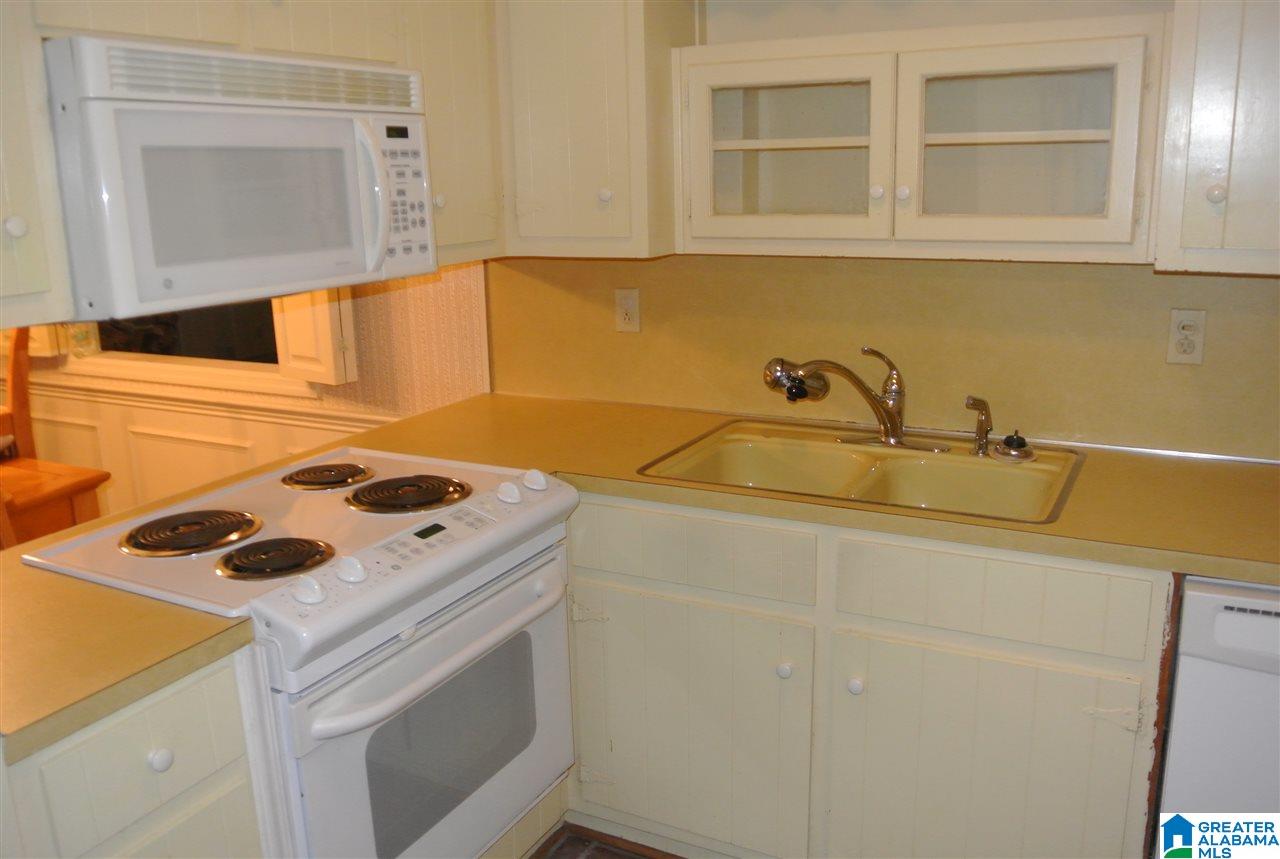 2704 2nd Way Northwest Center Point, AL 35215 - Photo 6 of 32 Gallery Image 6