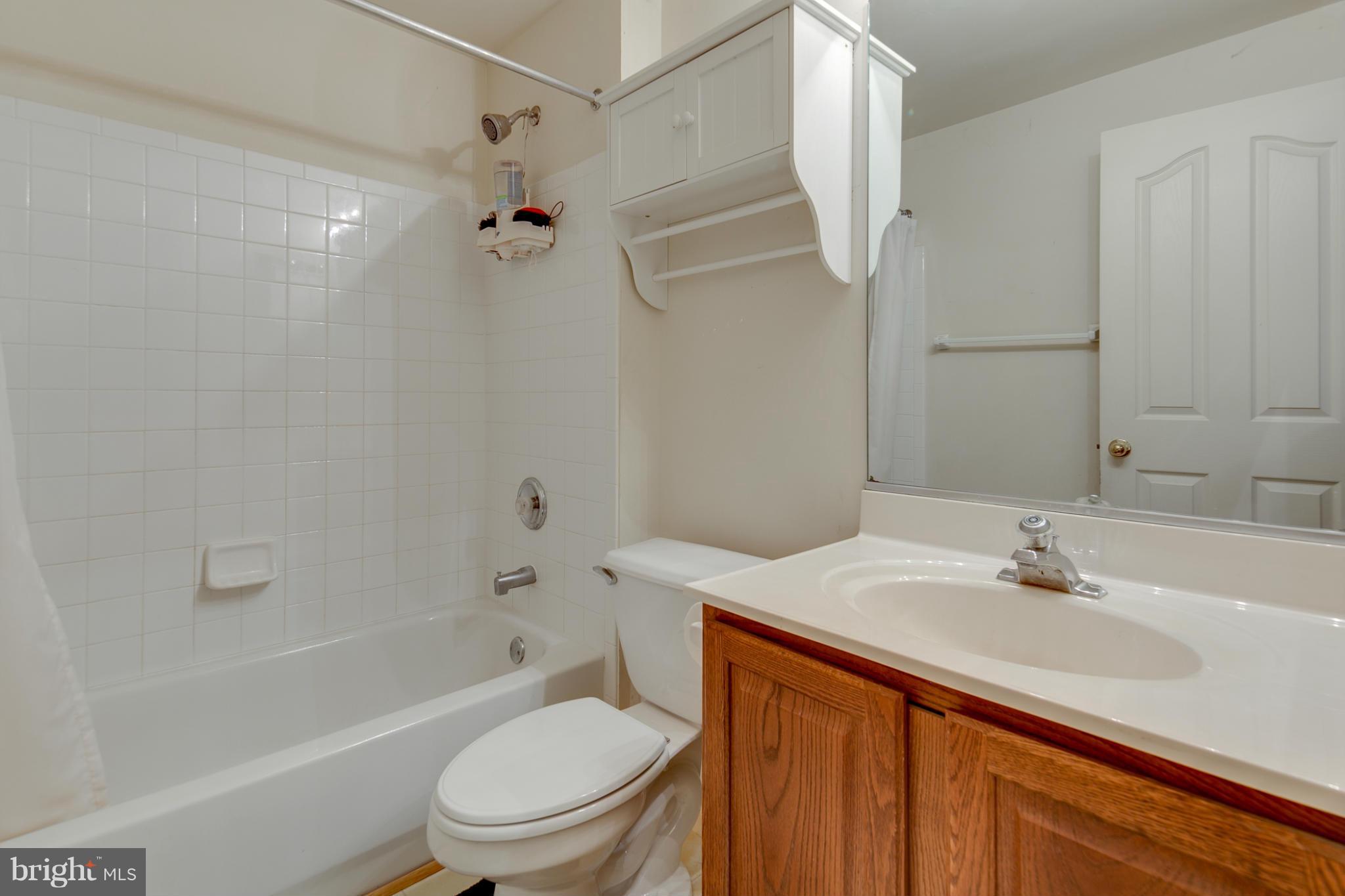 6557 Guilford Road Clarksville, MD 21029 - Photo 25 of 28 Bath