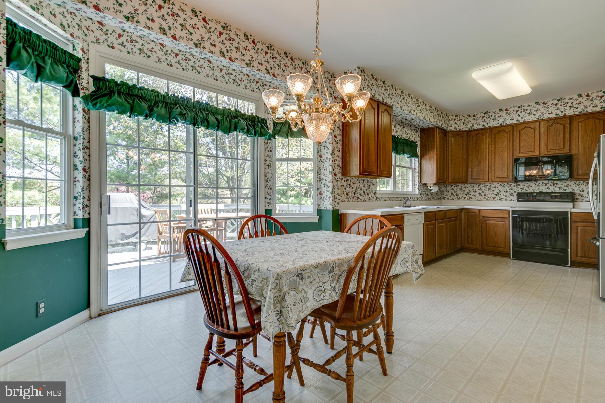 6557 Guilford Road Clarksville, MD 21029 - Photo 6 of 28 Kitchen