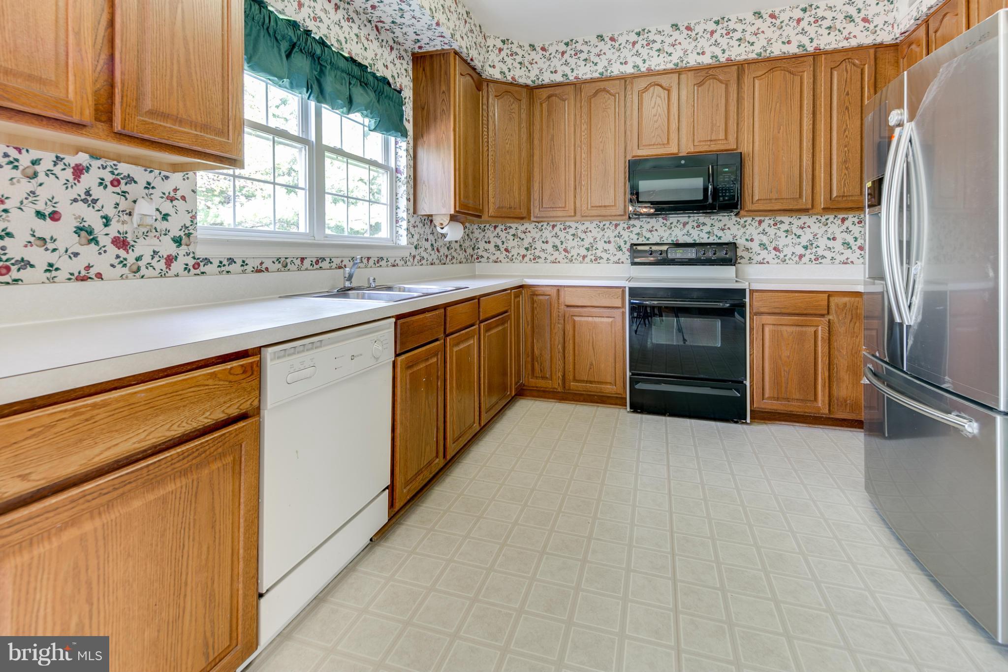 6557 Guilford Road Clarksville, MD 21029 - Photo 7 of 28 Kitchen