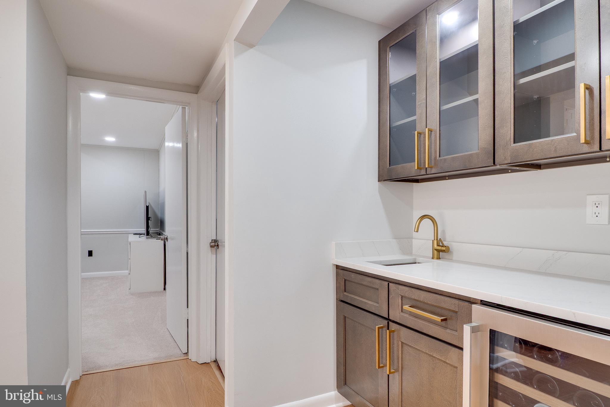 10236 Lawyers Road Vienna, VA 22181 - Photo 34 of 47 Lower Level Wet Bar
