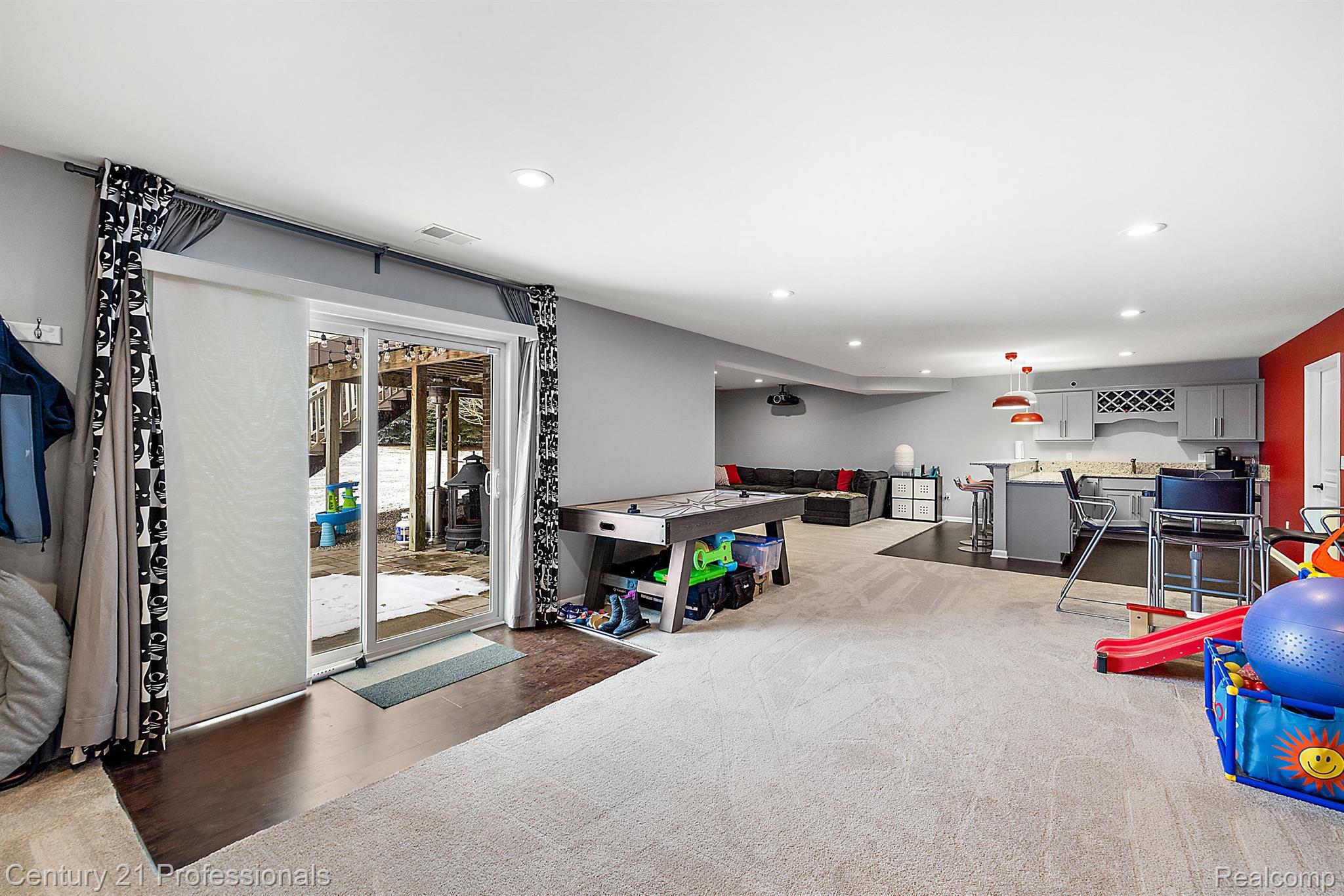 6921 Oakhurst Ridge Road Clarkston, MI 48348 - Photo 51 of 74 Gallery Image 51