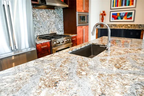 $619,990 | 1120 East Kennedy Boulevard, Unit 1212, Tampa, FL 33602