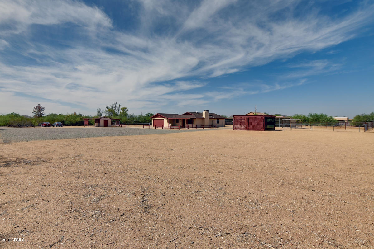 1002 East Maddock Road Phoenix, AZ 85086 - Photo 28 of 49 2.3+ acres ready for more!