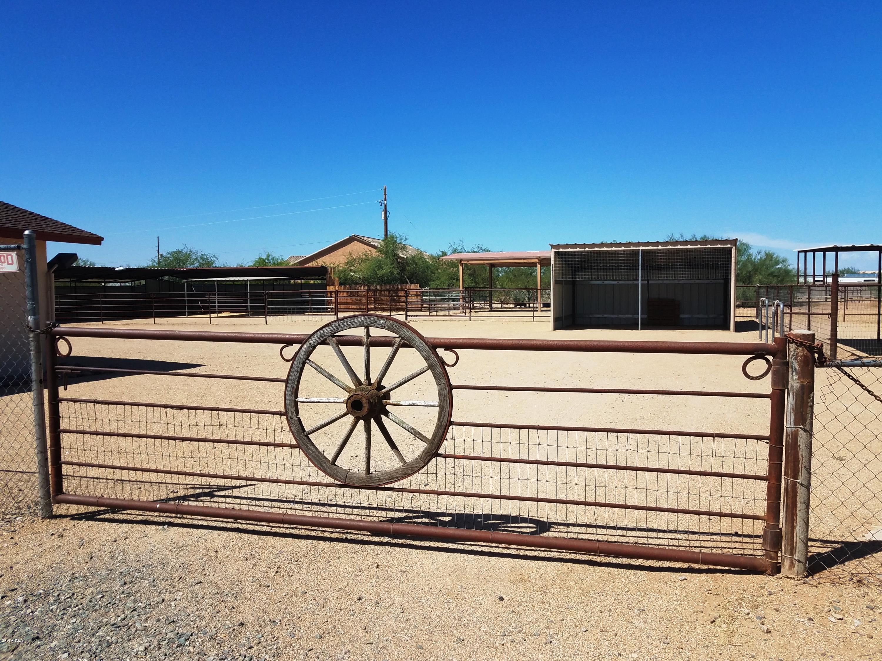 1002 East Maddock Road Phoenix, AZ 85086 - Photo 38 of 49 gate to horse setup