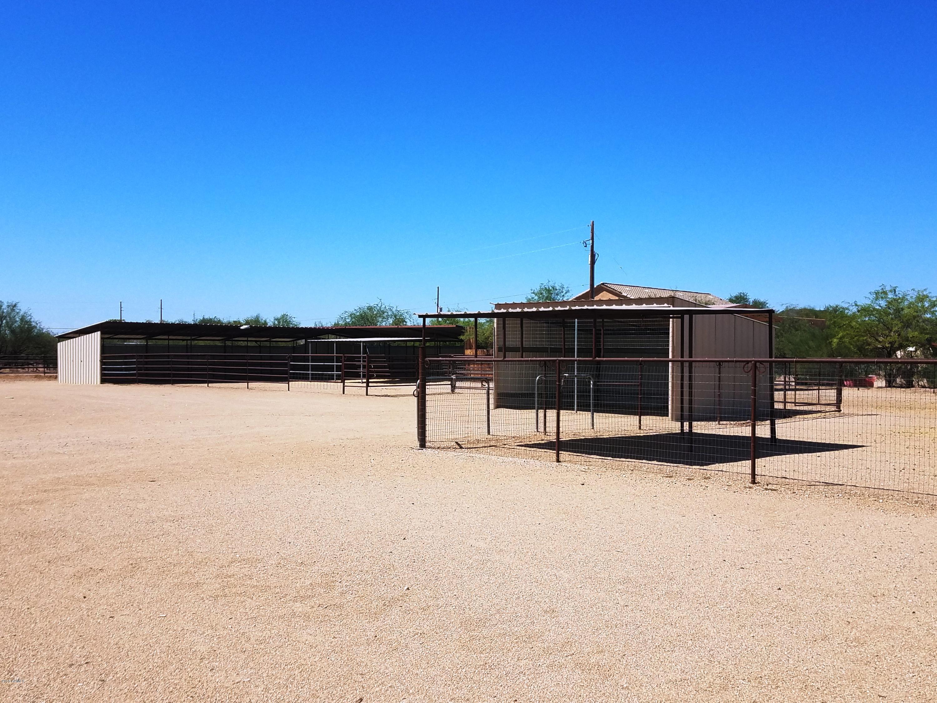 1002 East Maddock Road Phoenix, AZ 85086 - Photo 40 of 49 horse set up turnouts 2