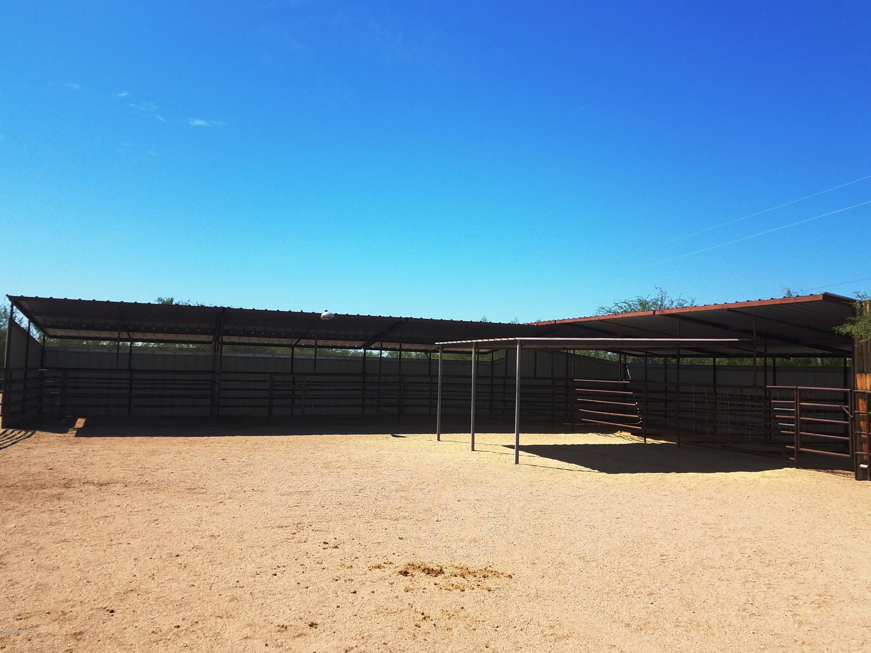 1002 East Maddock Road Phoenix, AZ 85086 - Photo 43 of 49 horse stalls