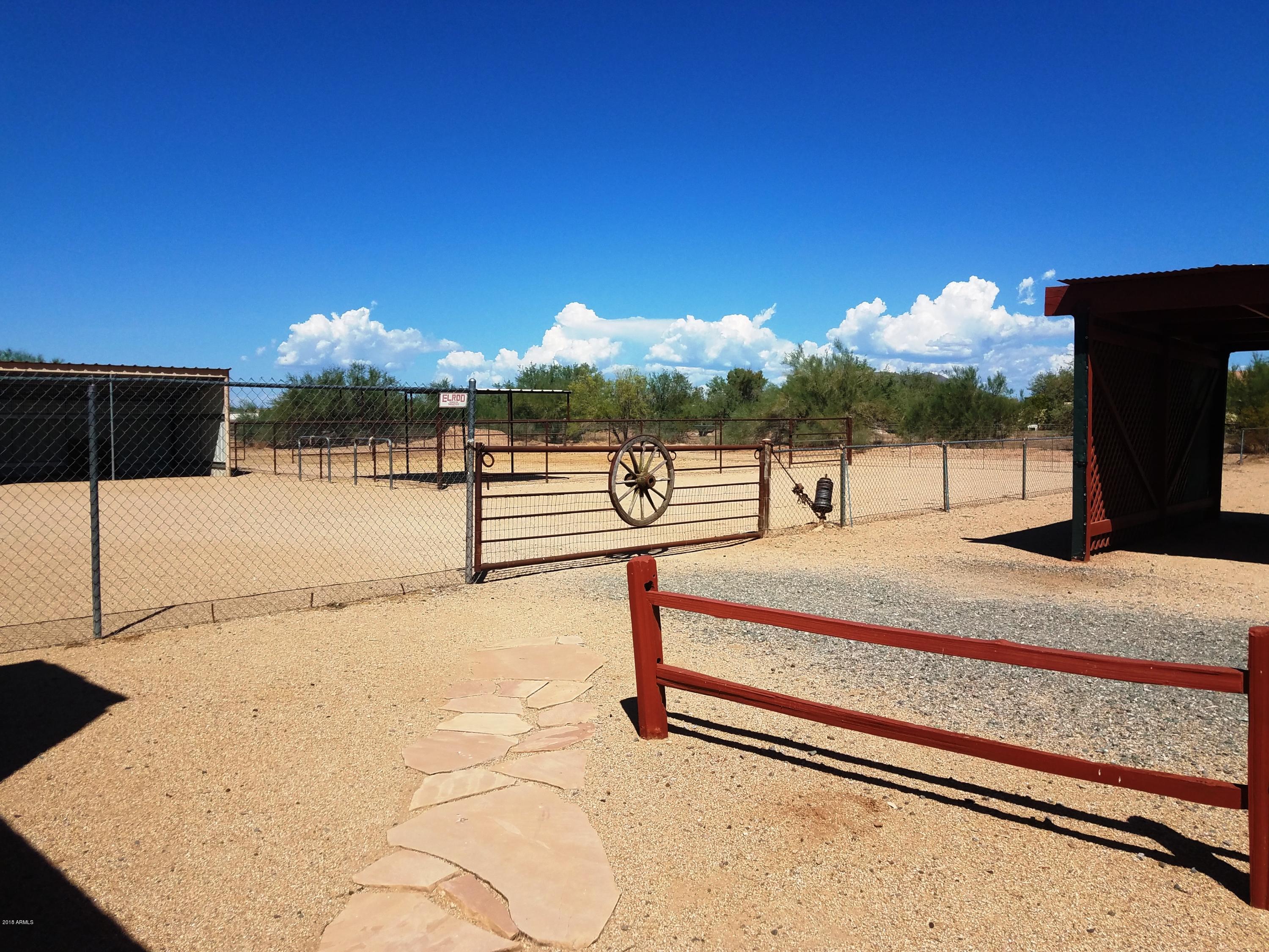 1002 East Maddock Road Phoenix, AZ 85086 - Photo 49 of 49 drive thru gate to horse setup
