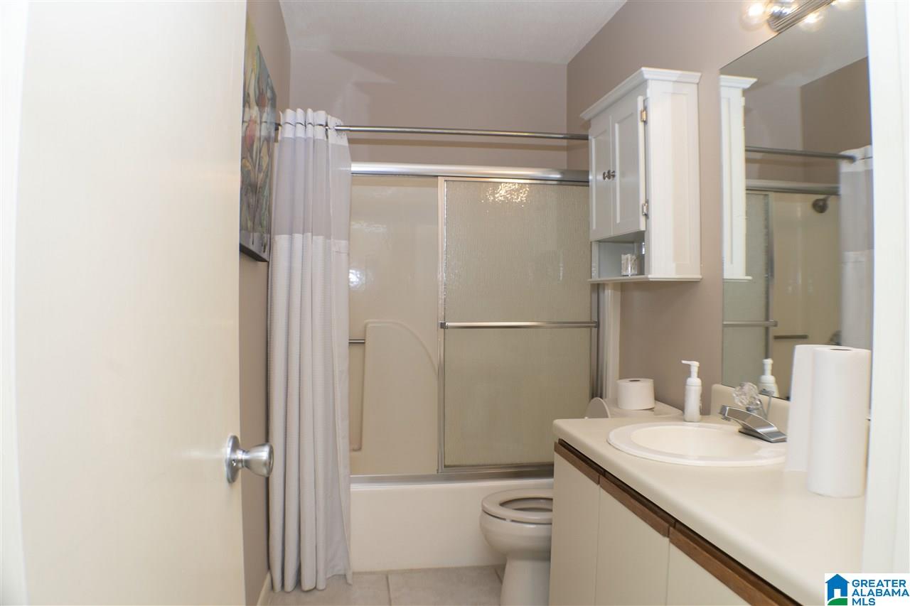 104 Paradise Isle, Unit 104 Riverside, AL 35135 - Photo 27 of 37