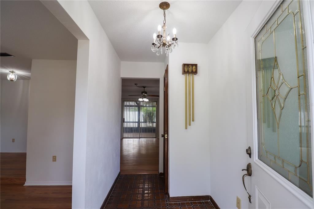 708 Camden Road Altamonte Springs, FL 32714 - Photo 2 of 42 Main entrance foyer.